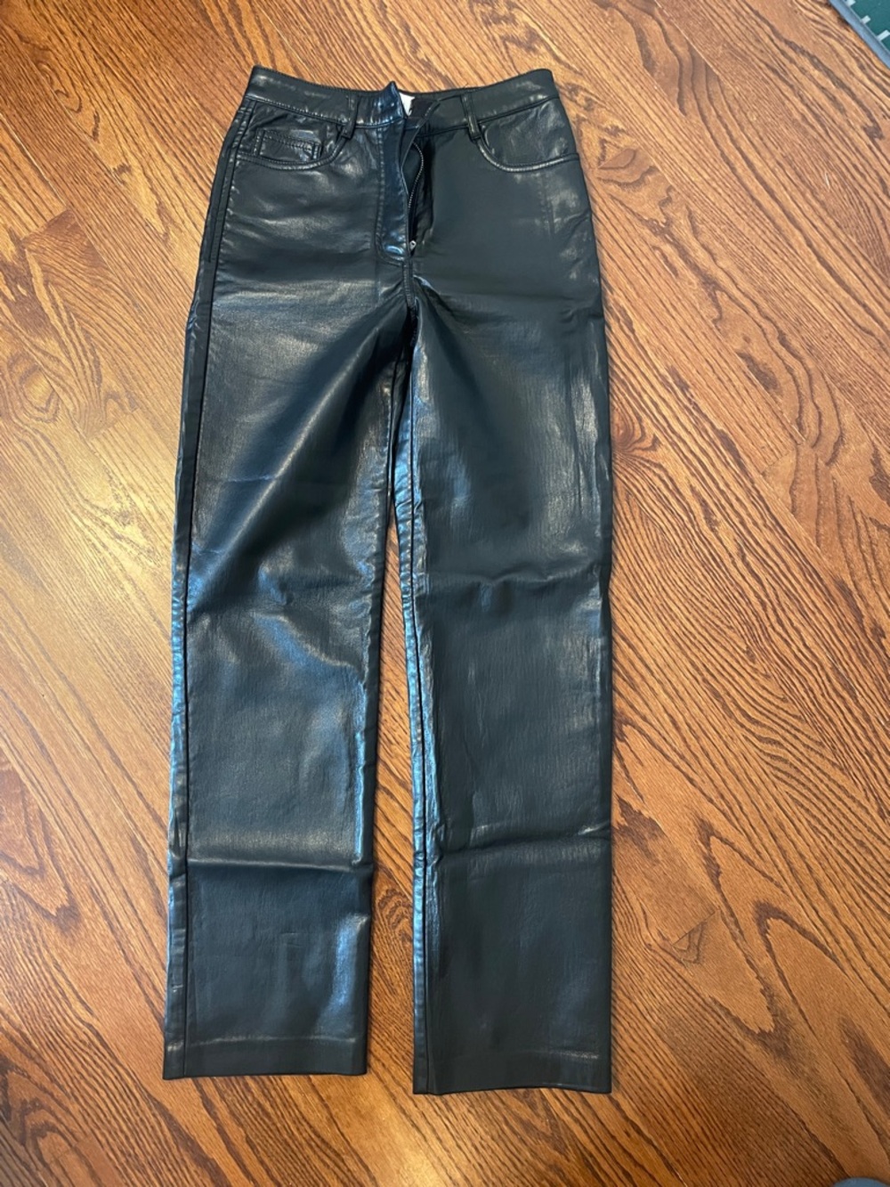 Aritzia/Wilfred faux leather pants